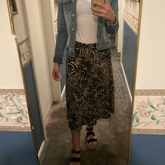 Long Patterned Skirt - Picture 2 of 2